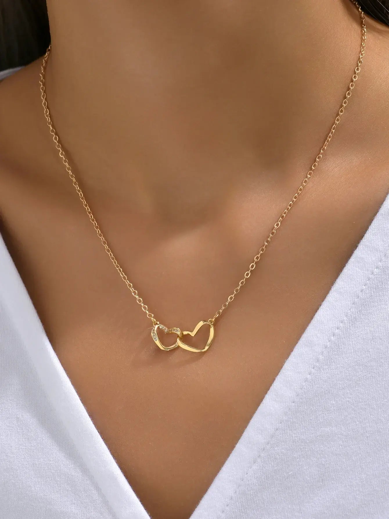 Tiny Cute Double Hollow Heart Chain Necklace Women Fashion Love Necklace Valentine's Day Jewelry for Women