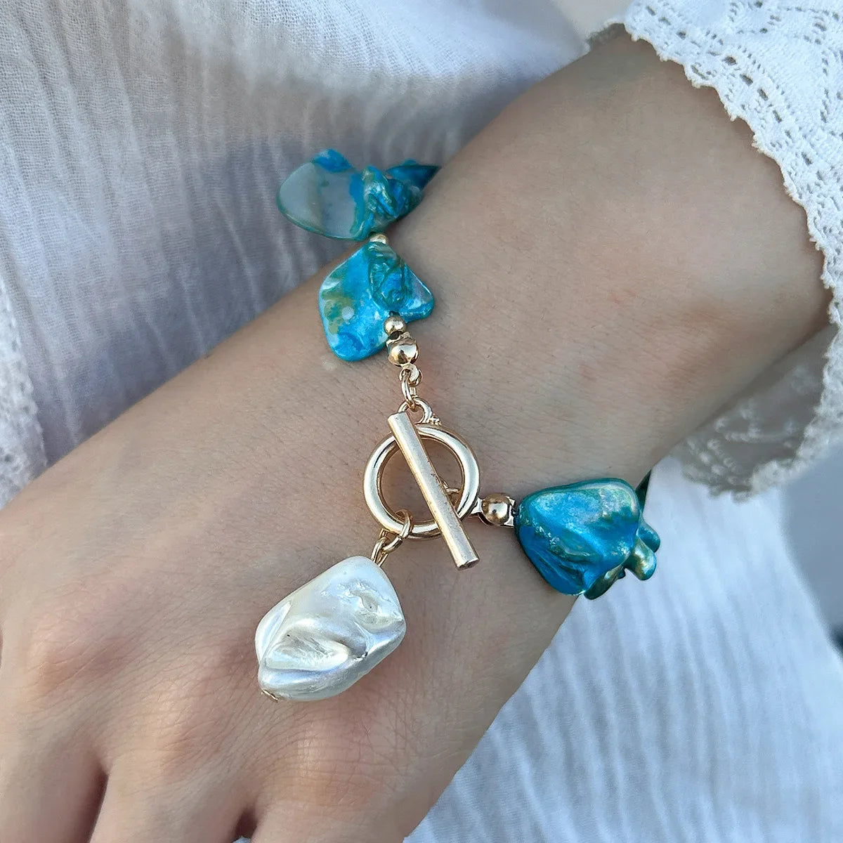 Retro Starfish White Shell Conch Pendant Necklace Women 2025 Simple Creative Colorful Stones Hand Woven Beach Jewelry Girls