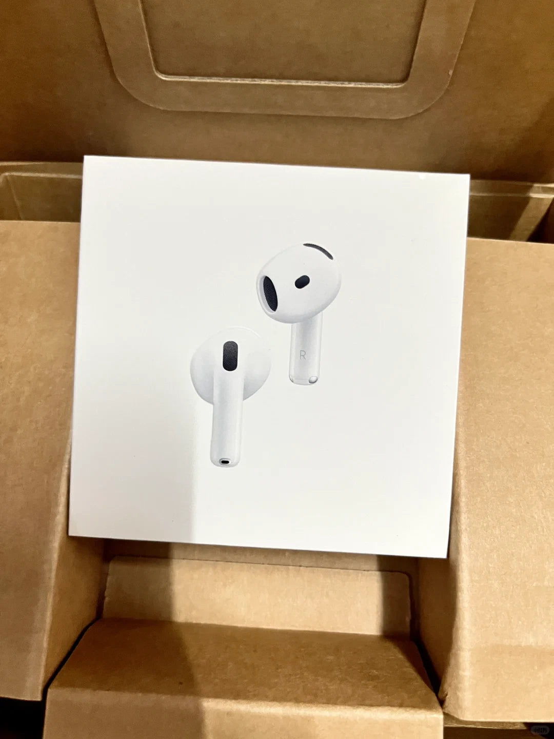 Apple AirPods 4 with Active Noise Cancellation (ANC) – Wireless Earbuds with USB-C Charging Case, White