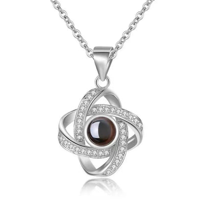 Personalized Photo Projection Clover Pendant Necklace Women Choker Necklace  Jewelry Gift
