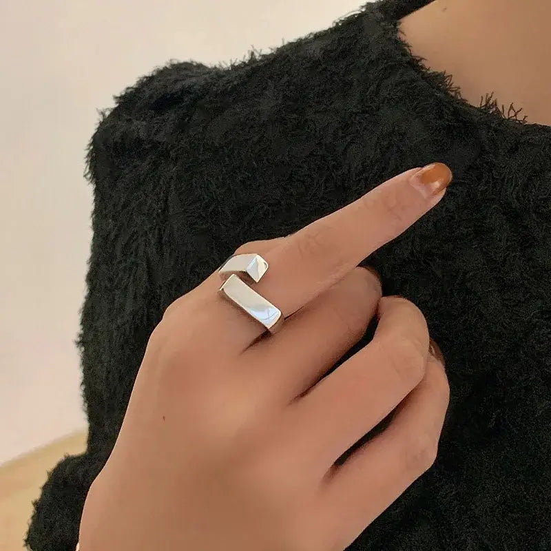 Mewanry Lines Crossed Geometric Rings For Women Couples Minimalist Creative Personality Trendy Birthday Party Jewelry Gifts